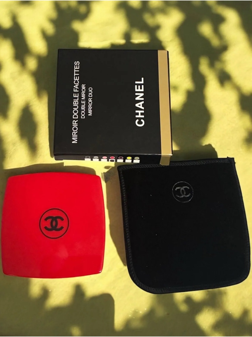 CHANEL VIP Apple Red Compact Double Mirror with Black Velvet Pouch